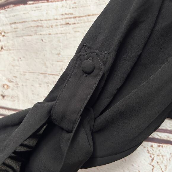 TORRID Georgette Button Down Pullover Black Blouse Sz 2 - Picture 8 of 11